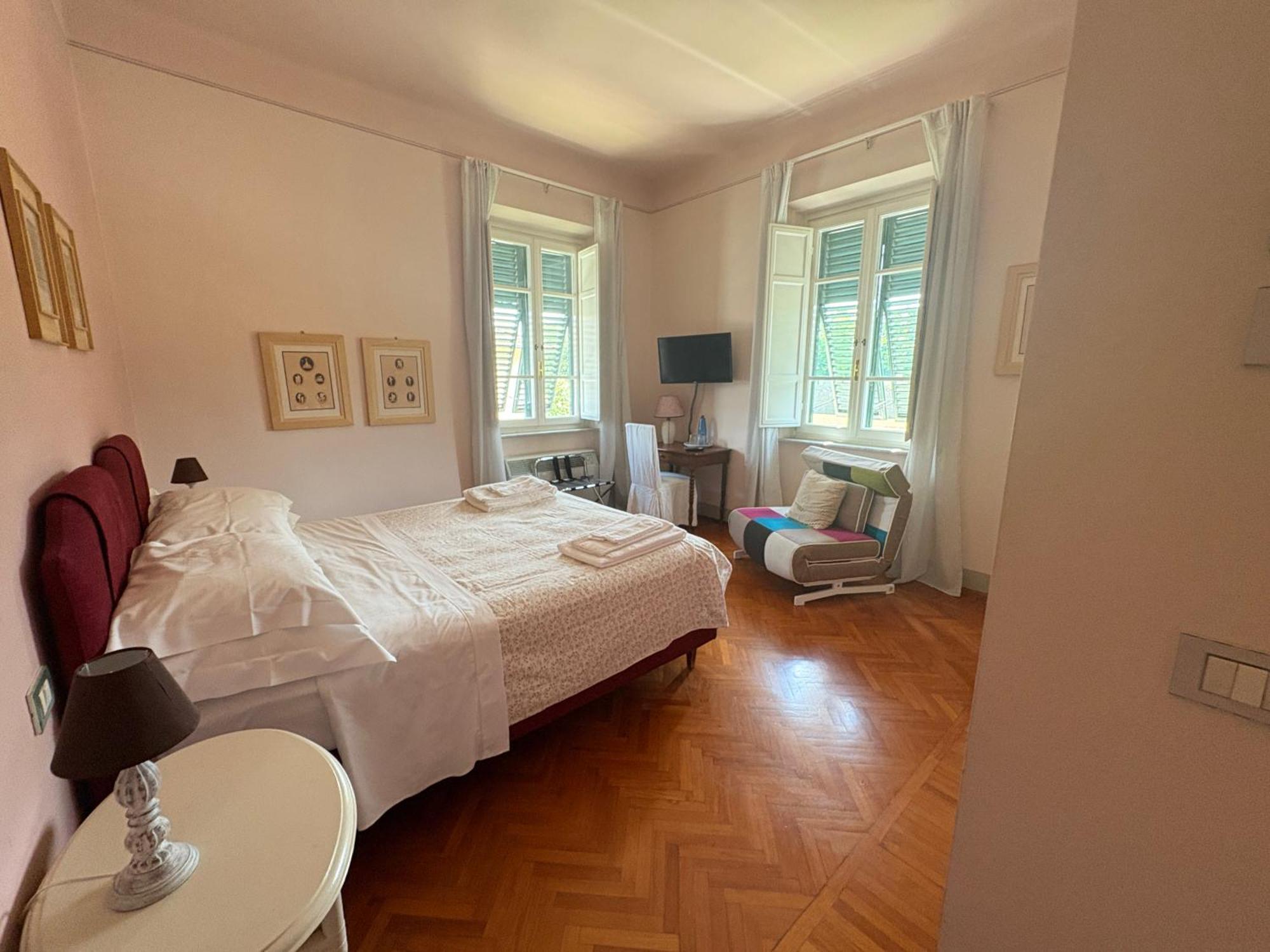 Villa Agnese B&B Lucca Bagian luar foto